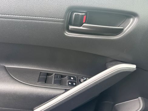 Certified 2023 Toyota Corolla Cross LE AWD/4WD image 12