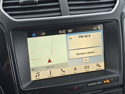 Used 2018 Ford Explorer XLT w/ Equipment Group 202A FWD image 30