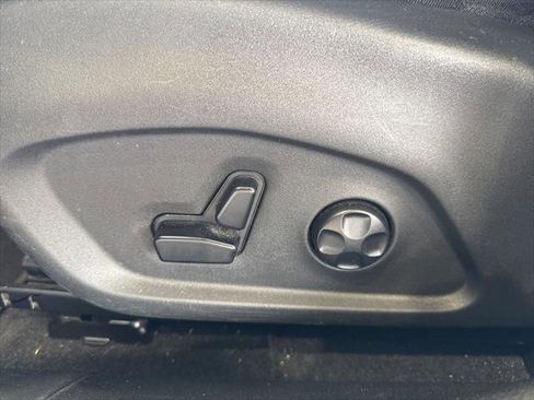 Certified 2021 Jeep Compass Latitude image 15