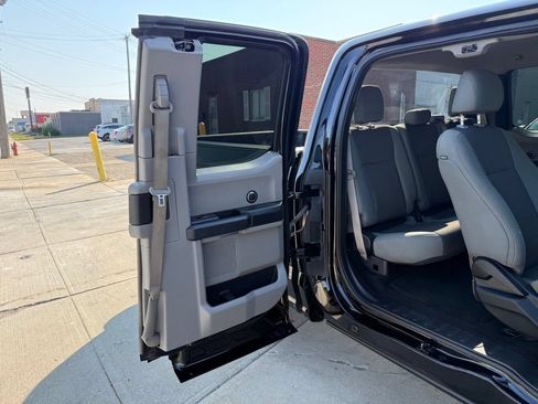 Used 2017 Ford F150 XL w/ Equipment Group 101A Mid AWD/4WD image 24