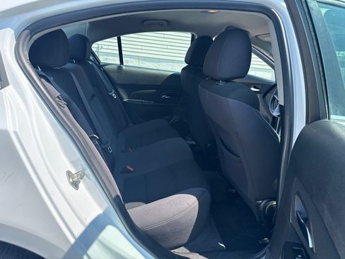 Used 2013 Chevrolet Cruze LT FWD image 11