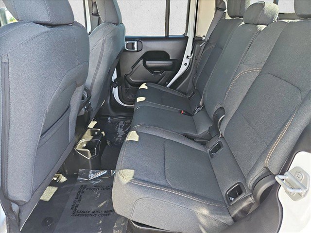 Used 2024 Jeep Gladiator Sport AWD/4WD image 25