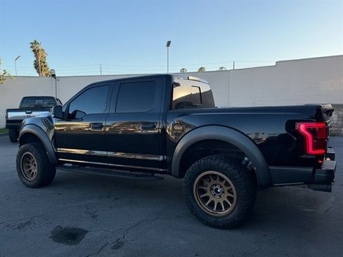 Used 2018 Ford F150 Raptor w/ Equipment Group 801A Mid image 6