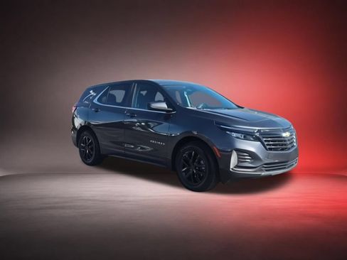 Certified 2023 Chevrolet Equinox LT FWD image 2