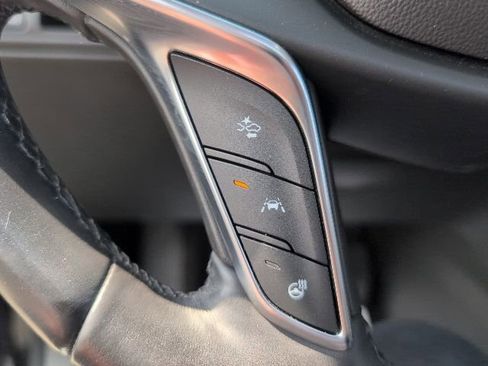 Used 2018 Cadillac XT5 Luxury w/ Driver Awareness Package AWD/4WD image 27