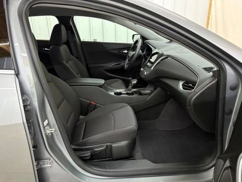 Used 2023 Chevrolet Malibu LT FWD image 20