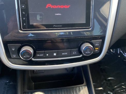 Used 2018 Nissan Altima 2.5 SL FWD image 26