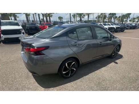 Used 2024 Nissan Versa SR FWD image 2