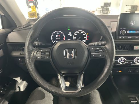 Used 2024 Honda CR-V LX image 9