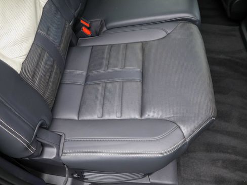 Used 2022 Toyota Tundra Capstone AWD/4WD image 29