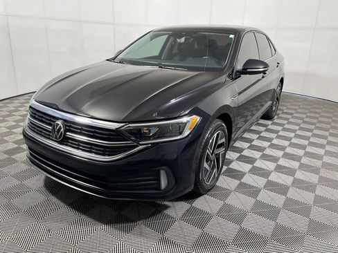 Certified 2023 Volkswagen Jetta SEL FWD image 4