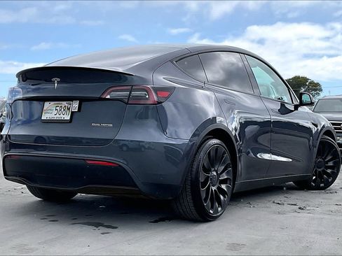 Used 2022 Tesla Model Y Performance AWD/4WD image 22