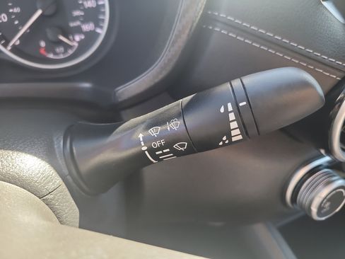 Used 2024 Nissan Sentra SV image 29