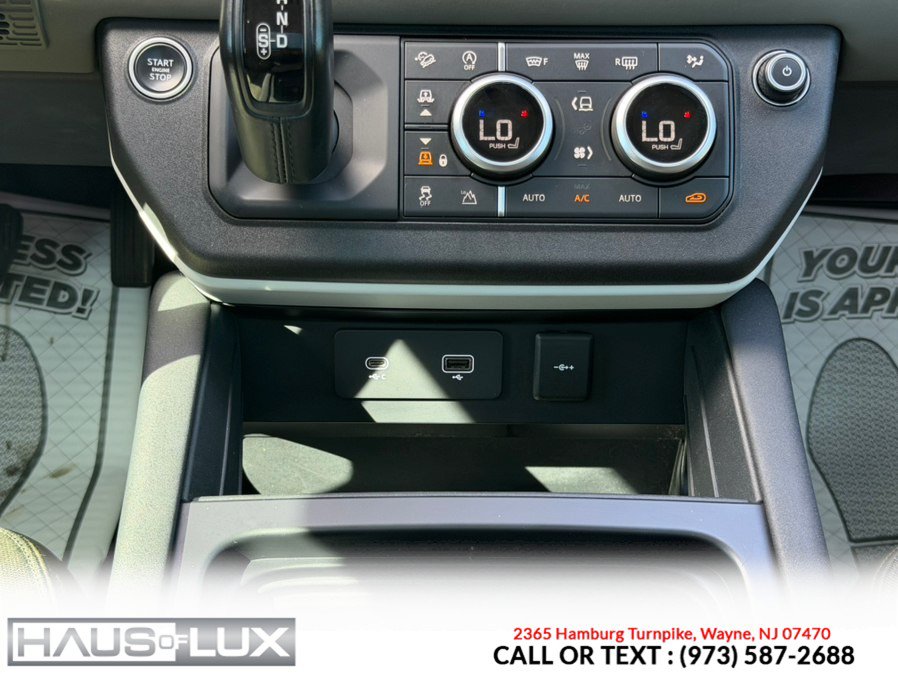 Used 2020 Land Rover Defender 110 SE AWD/4WD image 35
