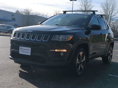 Used 2018 Jeep Compass Latitude w/ Popular Equipment Group image 7