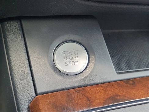 Used 2020 Audi Q5 2.0T Premium w/ Convenience Package image 22