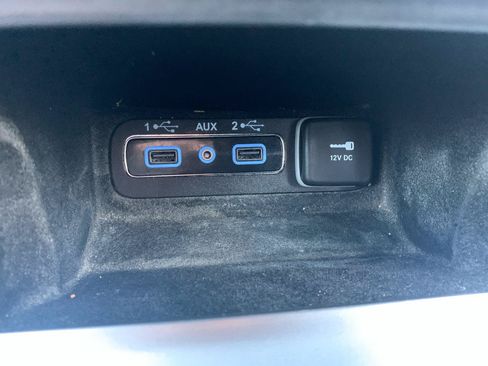 Used 2019 Jeep Grand Cherokee Limited AWD/4WD image 15