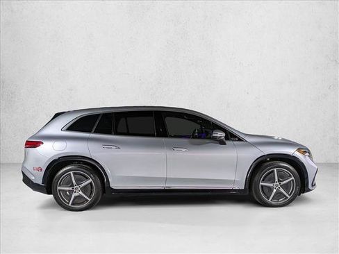 Certified 2023 Mercedes-Benz EQS 580 4MATIC SUV image 4