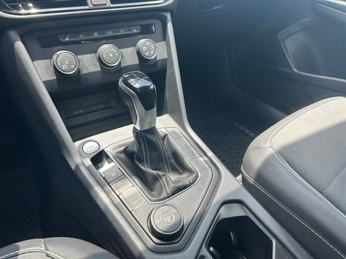 Certified 2022 Volkswagen Taos SE AWD/4WD image 58