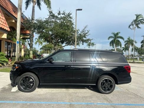 Used 2023 Ford Expedition Max Limited RWD image 2