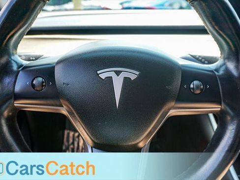 Used 2018 Tesla Model 3 Long Range RWD image 23