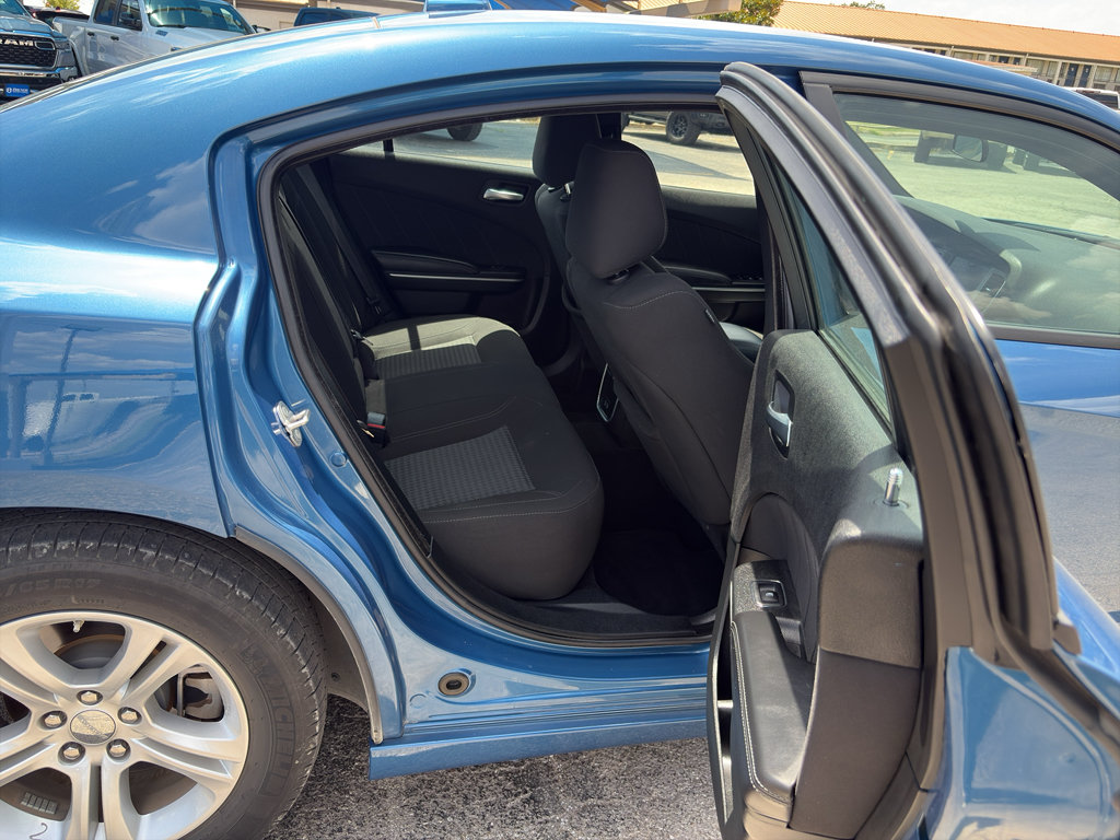 Used 2023 Dodge Charger SXT RWD image 14