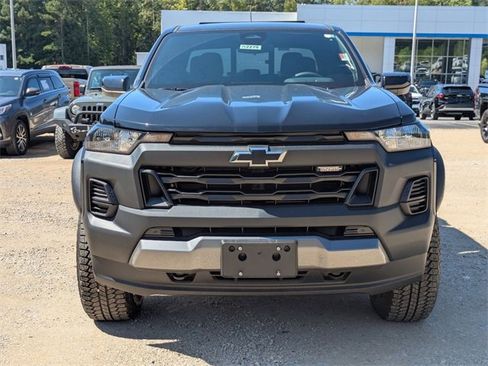 New 2025 Chevrolet Colorado Trail Boss w/ Midnight Edition image 6