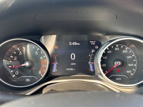 Used 2017 Jeep Compass Latitude w/ Popular Equipment Group AWD/4WD image 16