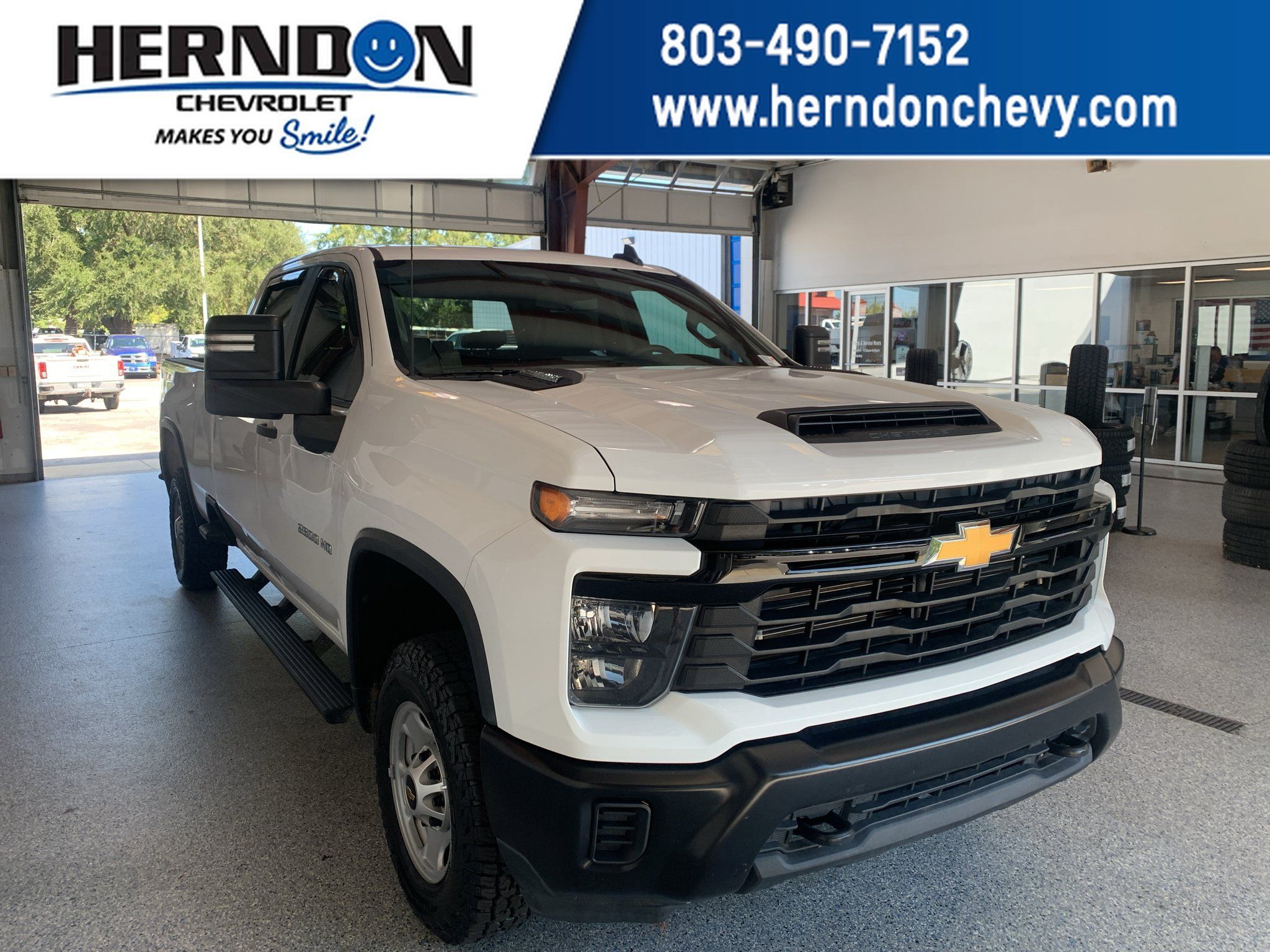 Used 2024 Chevrolet Silverado 2500 W/T w/ WT Convenience Package AWD/4WD image 1