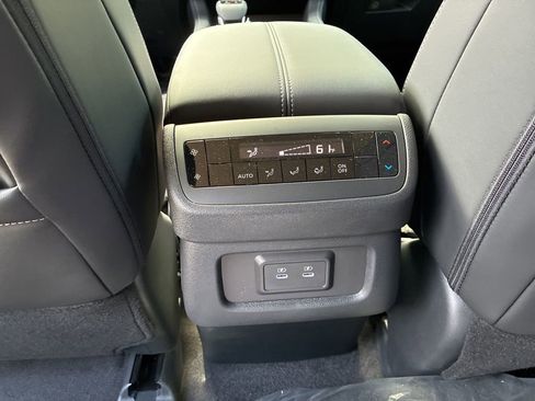 New 2026 Nissan Pathfinder SL AWD/4WD image 20