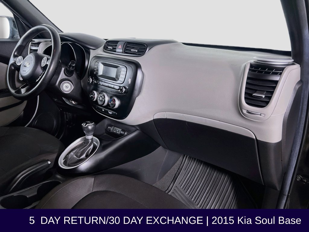 Used 2015 Kia Soul FWD image 29