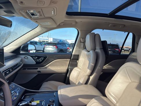 Used 2022 Lincoln Aviator Reserve w/ Equipment Group 201A image 25