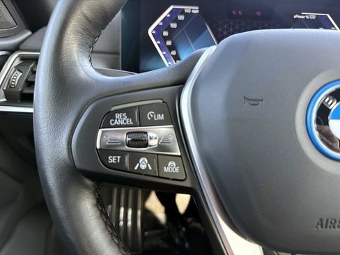 Used 2023 BMW i4 eDrive35 RWD image 33