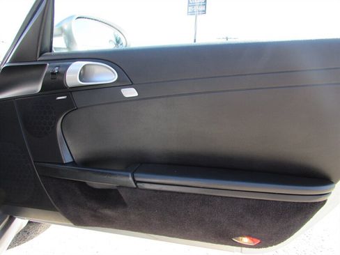 Used 2005 Porsche Boxster RWD image 25