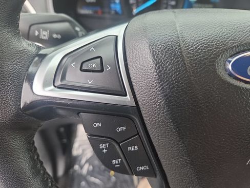 Used 2023 Ford Edge SEL AWD/4WD image 20