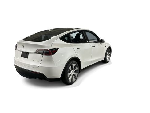 Certified 2023 Tesla Model Y Long Range AWD/4WD image 6