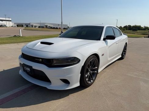 Used 2023 Dodge Charger Scat Pack w/ Plus Group RWD image 8