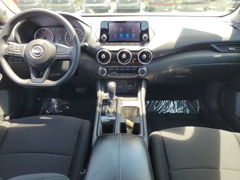 Certified 2024 Nissan Sentra S FWD image 9