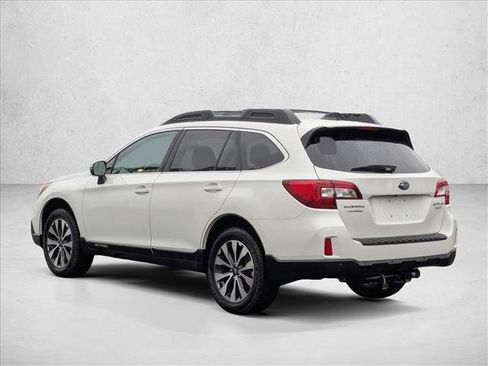 Used 2017 Subaru Outback 2.5i Limited image 8