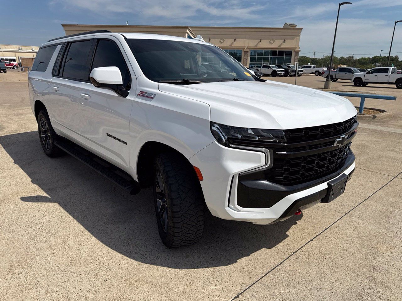 Used 2023 Chevrolet Suburban Z71 AWD/4WD image 19