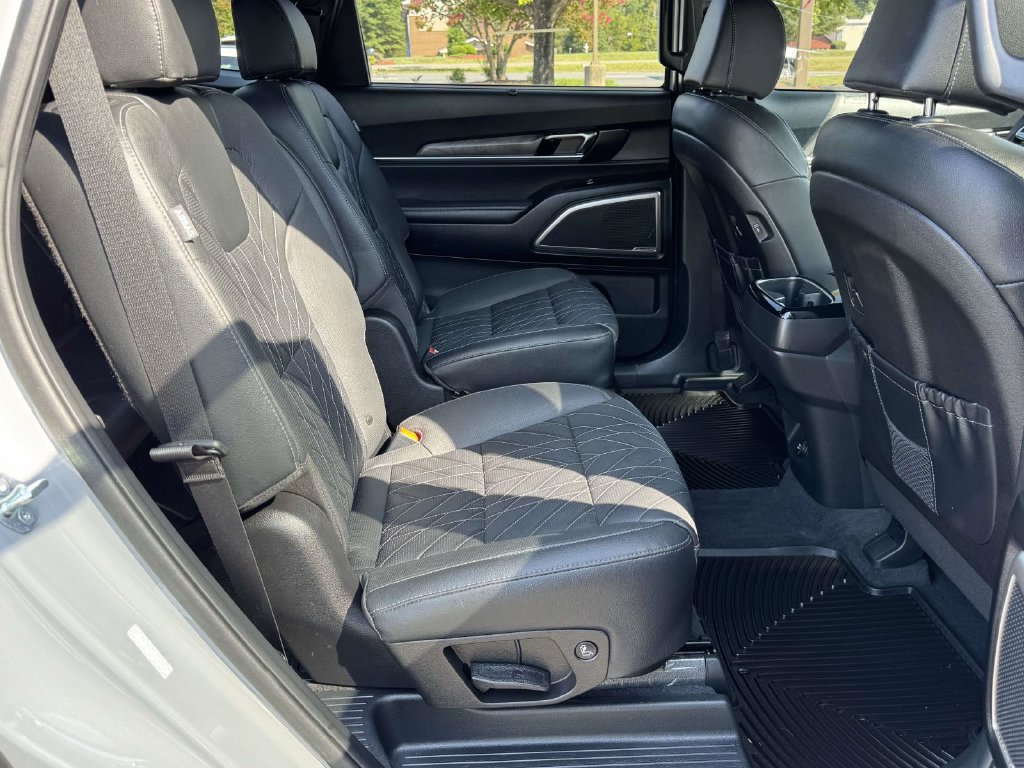 Used 2024 Kia Telluride EX X-Line AWD/4WD image 15