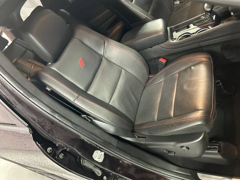 Used 2024 Dodge Durango R/T w/ Tow 'N Go Package AWD/4WD image 27