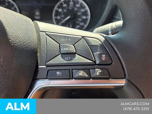 Used 2024 Nissan Sentra SV FWD image 28