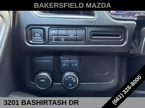 Used 2024 Chevrolet Tahoe LT w/ Luxury Package RWD image 20