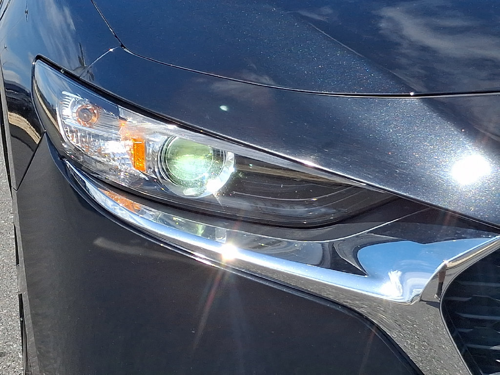 Used 2024 MAZDA MAZDA3 s FWD image 9