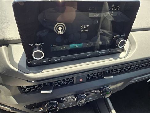 New 2025 Honda Accord SE image 9