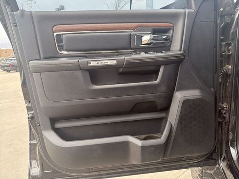 Used 2014 RAM 2500 Laramie w/ Convenience Group image 10