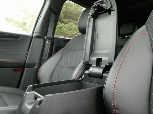 New 2025 Ford Escape ST-Line Elite w/ Tech Pack #2 image 30