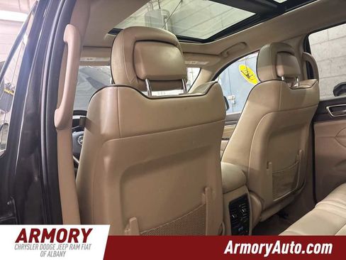 Used 2016 Jeep Grand Cherokee Overland image 27