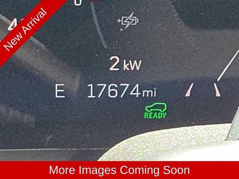 Used 2024 Cadillac Lyriq Luxury RWD image 12